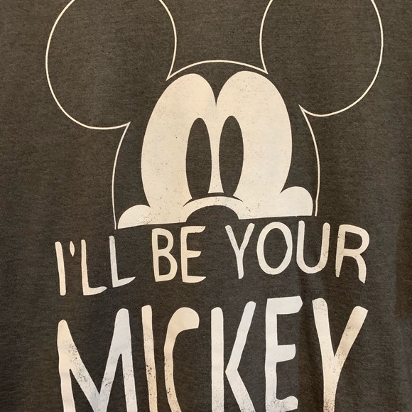 Oversized Disney Mickey Tee - auth Disney Parks - Picture 2 of 3